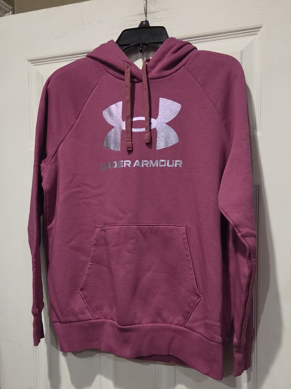UNDER ARMOUR HOODIE